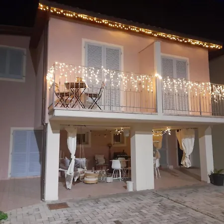 Tra Mare E Montagna - Sauna E Piscina Guest house *