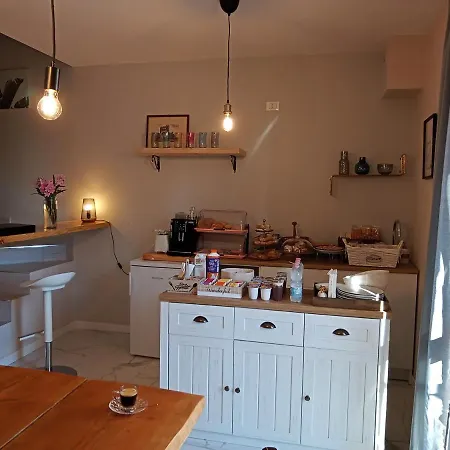 Tra Mare E Montagna - Sauna E Piscina Guest house