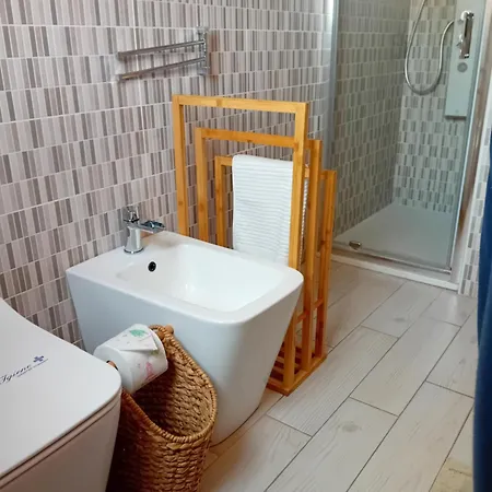Tra Mare E Montagna - Sauna E Piscina San Giorgio di Pesaro