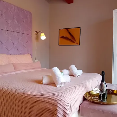 Tra Mare E Montagna - Sauna E Piscina Penzion