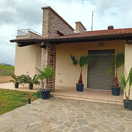 Tra Mare E Montagna - Sauna E Piscina
