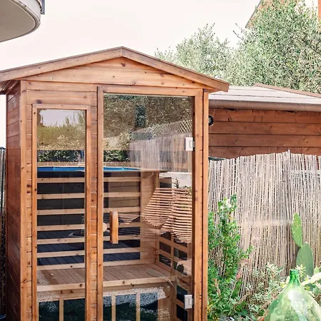 Guest house Tra Mare E Montagna - Sauna E Piscina 4*